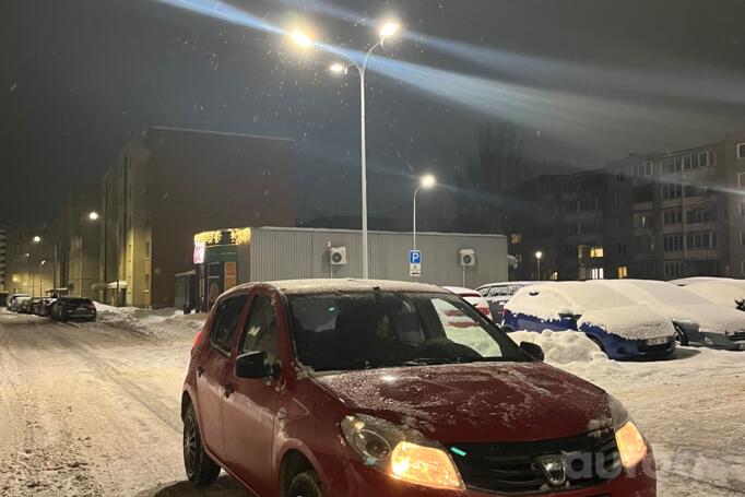 Dacia Sandero 1 generation Hatchback