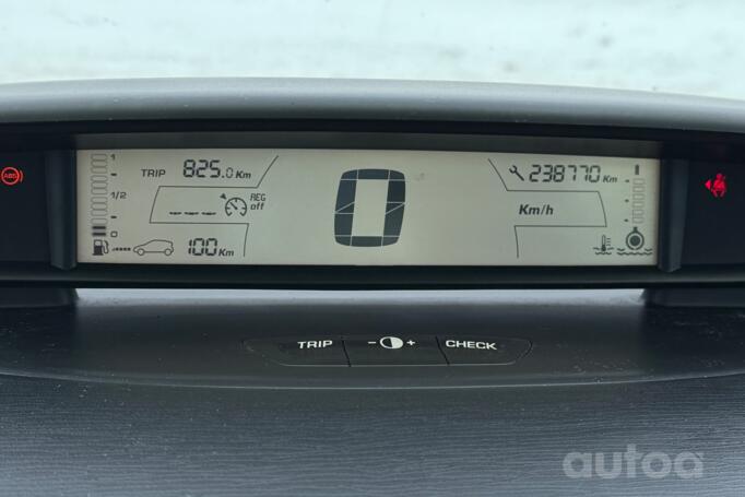 Citroen C4 1 generation [restyling] Hatchback 5-doors