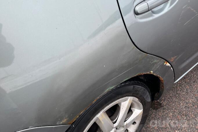 Toyota Prius 2 generation Hatchback