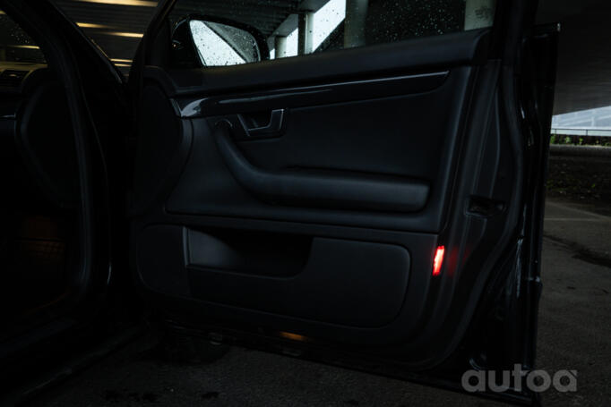 Audi A4 B7 Avant wagon 5-doors