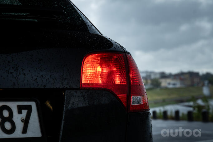 Audi A4 B7 Avant wagon 5-doors