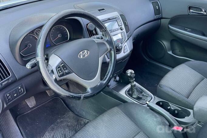 Hyundai i30 FD wagon 5-doors