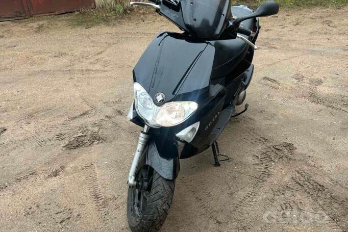 Gilera Runner