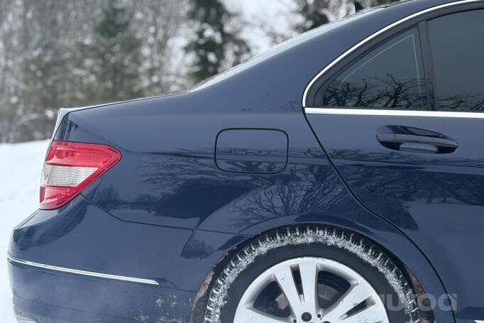 Mercedes-Benz C-Class W204/S204 Sedan