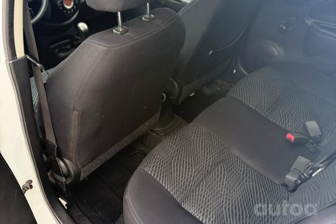 Nissan Micra K13 [restyling] Hatchback