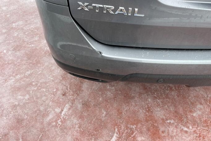Nissan X-Trail T32 Crossover