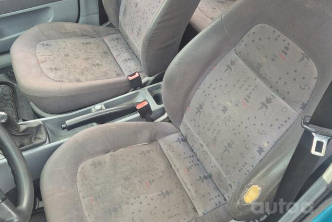 Skoda Fabia 6Y Hatchback 5-doors