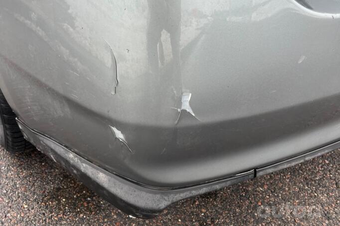 Toyota Prius 2 generation Hatchback