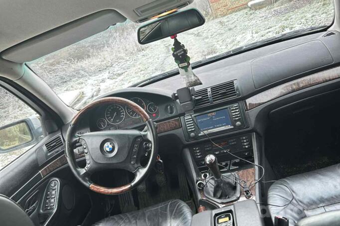 BMW 503 1 generation