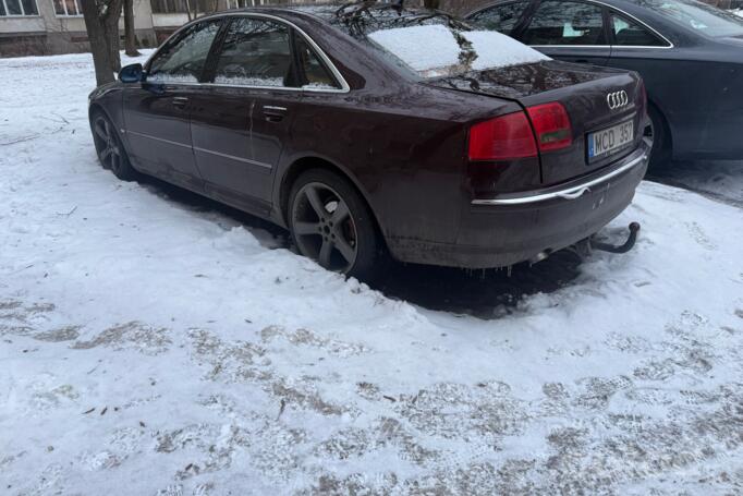 Audi A8 D3/4E Sedan