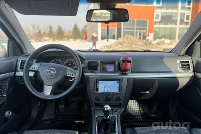 Opel Vectra C GTS hatchback