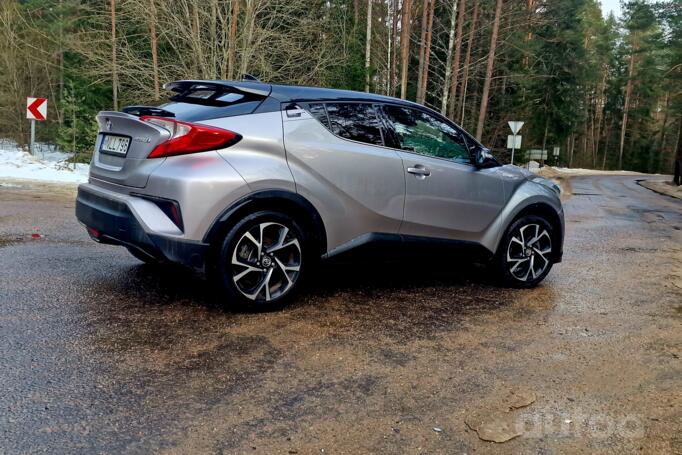 Toyota C-HR 1 generation Crossover
