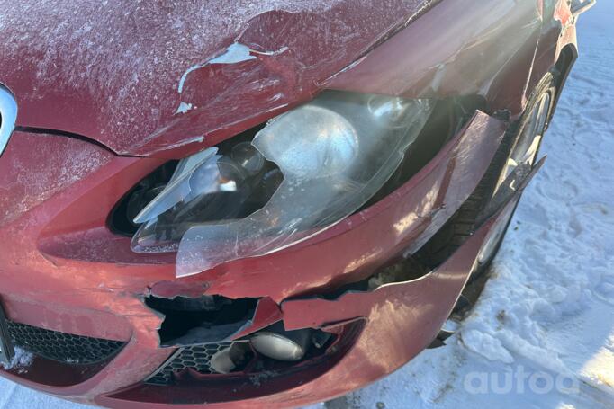 SEAT Leon 2 generation Hatchback 5-doors
