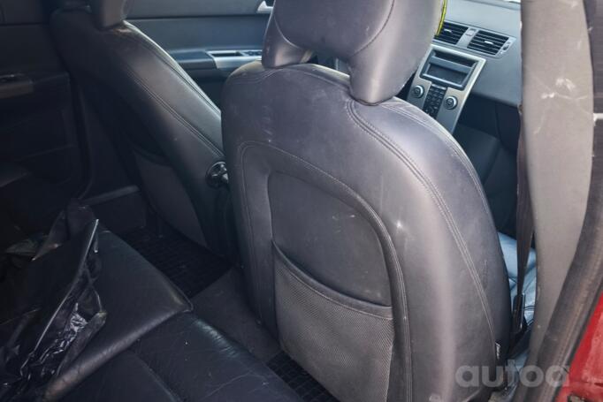 Volvo V50 1 generation [restyling]