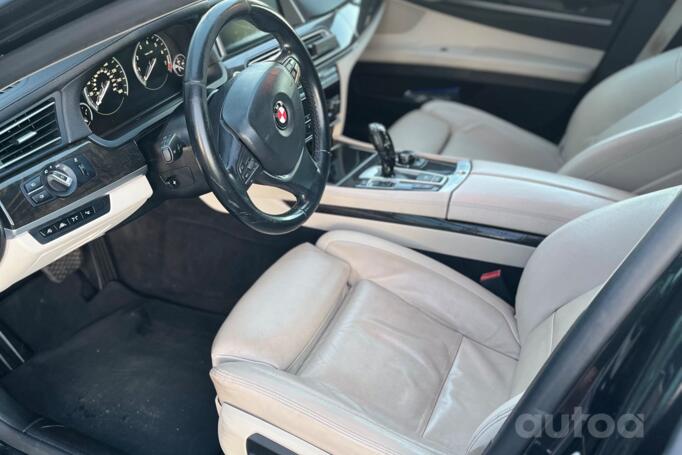 BMW 7 Series F01/F02 [restyling] Sedan