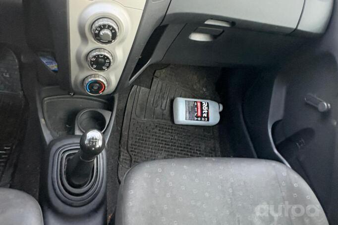 Toyota Yaris XP9 Hatchback 5-doors