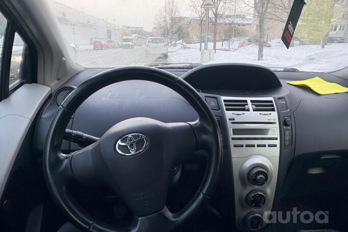 Toyota Yaris XP9 Hatchback 5-doors