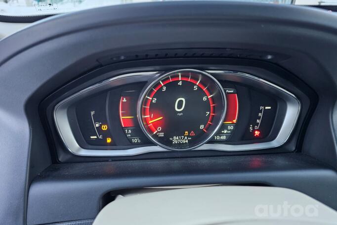 Volvo XC60 1 generation [restyling] Crossover