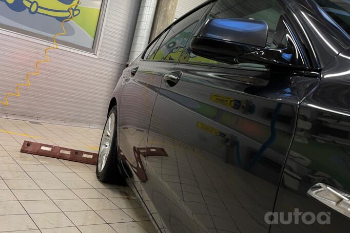 BMW 5 Series F07/F10/F11 Gran Turismo liftback