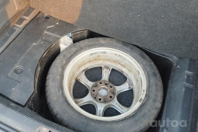 Volkswagen Passat B6 wagon 5-doors