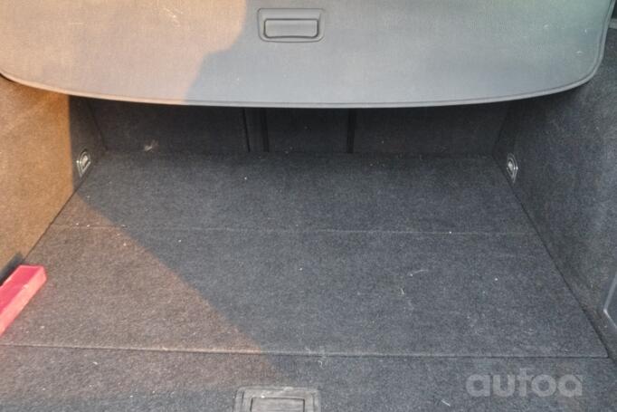 Volkswagen Passat B6 wagon 5-doors