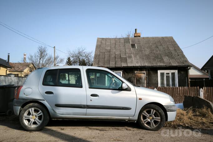 Renault Clio 2 generation Hatchback 5-doors