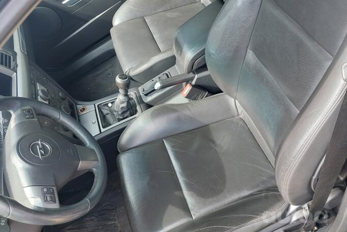 Opel Vectra C [restyling] GTS hatchback 5-doors