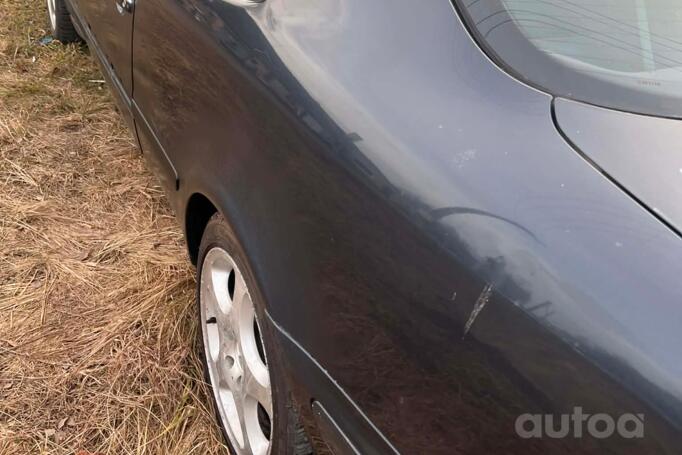 Mercedes-Benz CLK-Class C208 Coupe