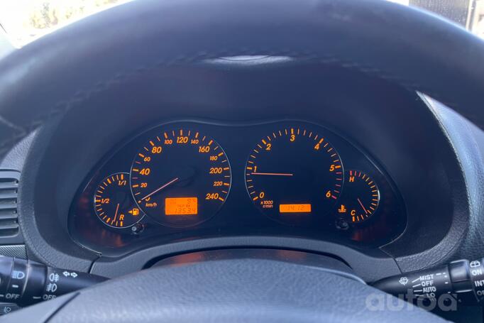 Toyota Avensis 2 generation Sedan