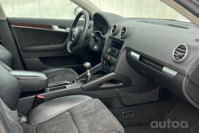 Audi A3 8P/8PA [restyling] Sportback hatchback 5-doors