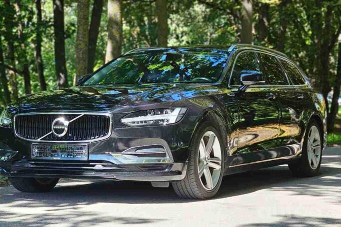 Volvo V90