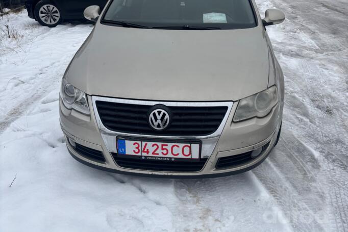 Volkswagen Passat B6 wagon 5-doors