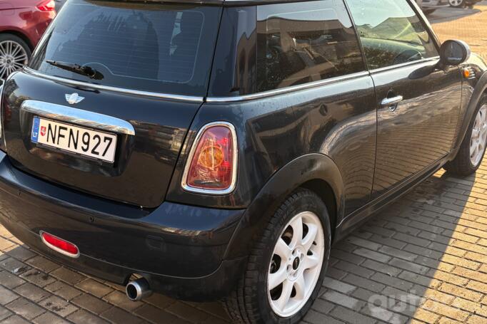 Mini Cooper R56 Hatchback