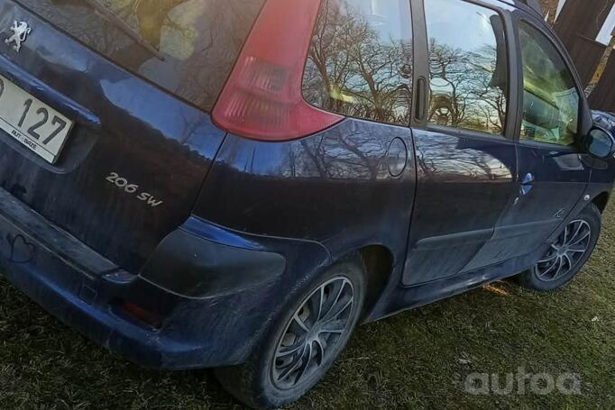 Peugeot 206 1 generation [restyling] Escapade wagon 5-doors