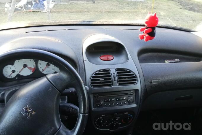 Peugeot 206 1 generation [restyling] Escapade wagon 5-doors