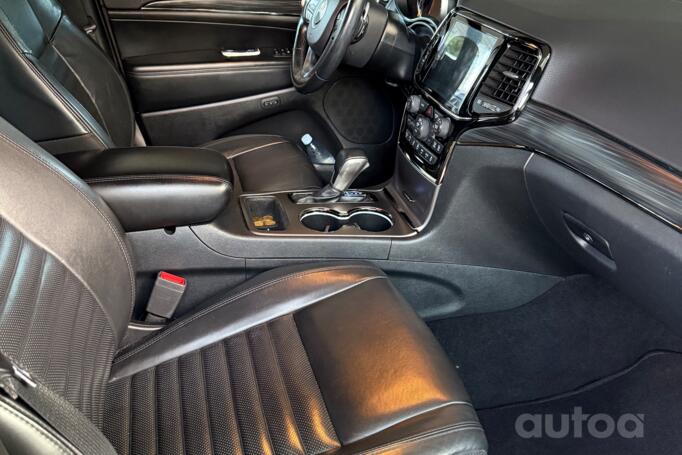 Jeep Grand Cherokee WK2 [restyling] SUV 5-doors