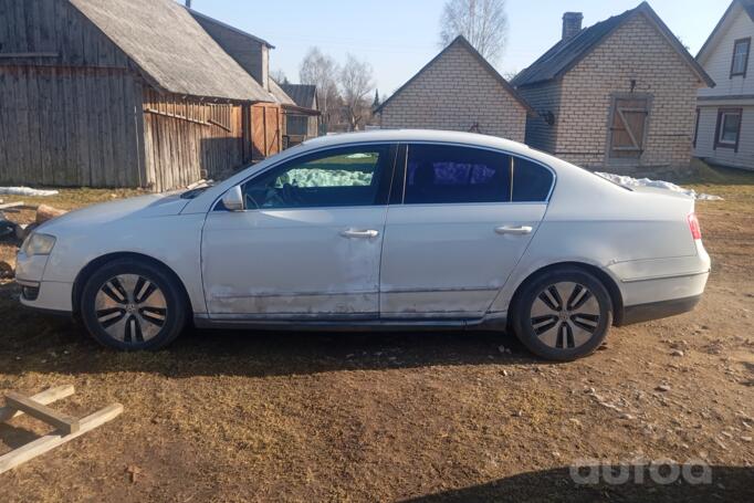 Volkswagen Passat B6 Sedan 4-doors