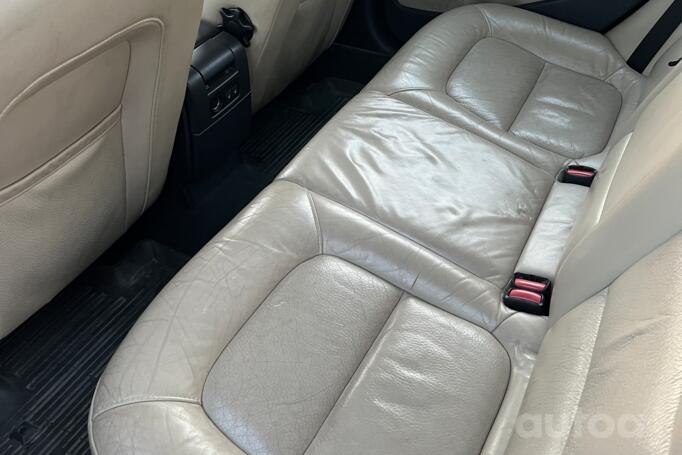 Volvo V70 3 generation wagon