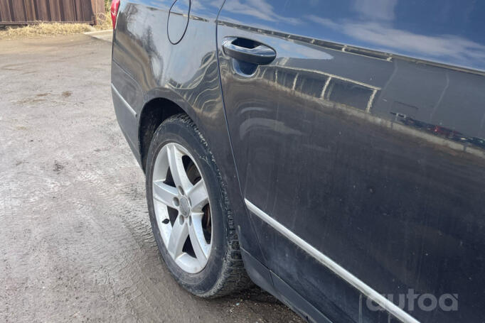 Volkswagen Passat B6 wagon 5-doors