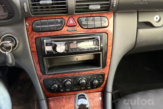 Mercedes-Benz C-Class W203/S203/CL203 Sedan 4-doors