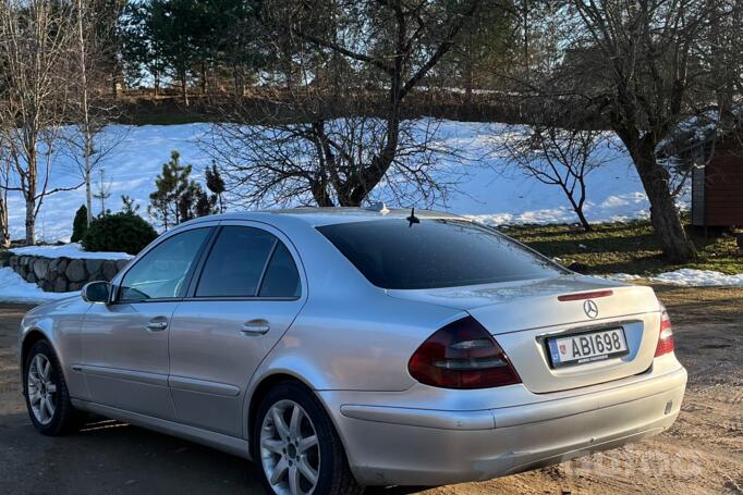Mercedes-Benz E-Class W211 Sedan