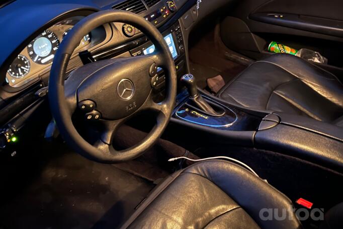 Mercedes-Benz E-Class W211 Sedan