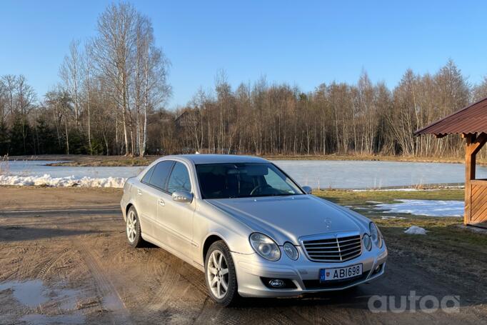 Mercedes-Benz E-Class W211 Sedan