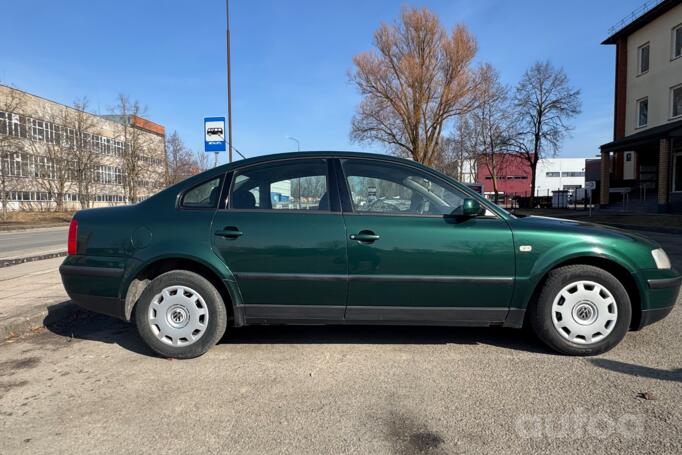 Volkswagen Passat B5 Sedan 4-doors