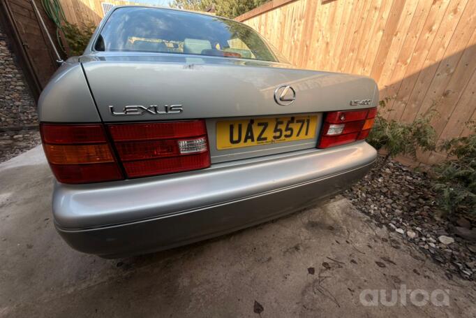 Lexus LS 2 generation Sedan