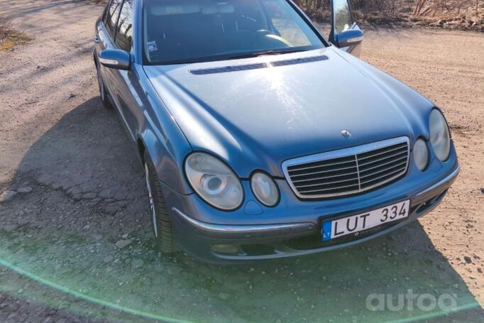 Mercedes-Benz E-Class W211 Sedan