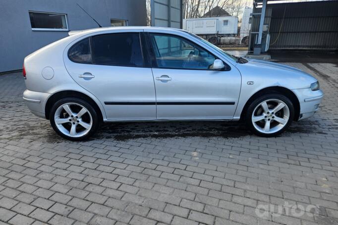 SEAT Leon 1 generation Hatchback