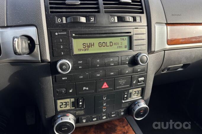 Volkswagen Touareg 1 generation [restyling] Crossover