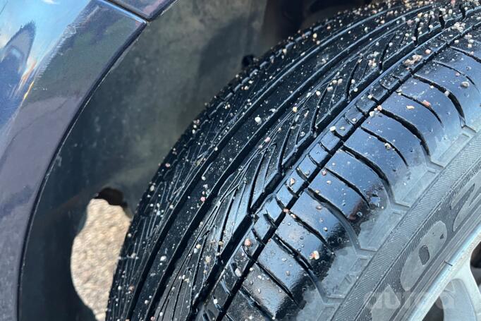 Volkswagen Passat B5 Sedan 4-doors