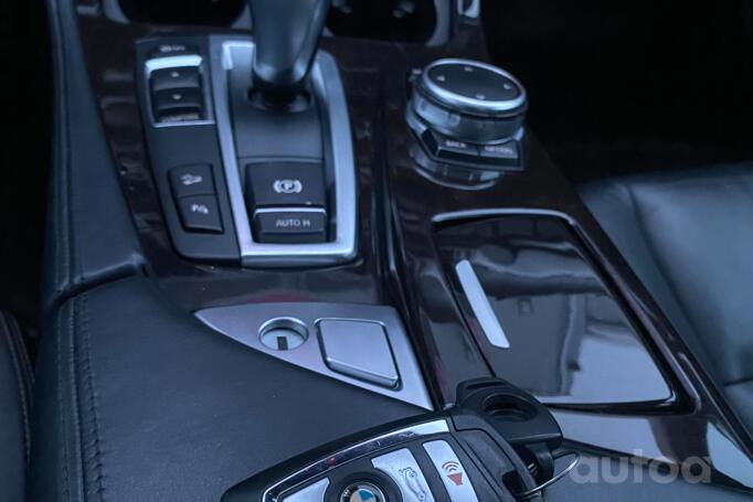 BMW 5 Series F07/F10/F11 [restyling] Sedan